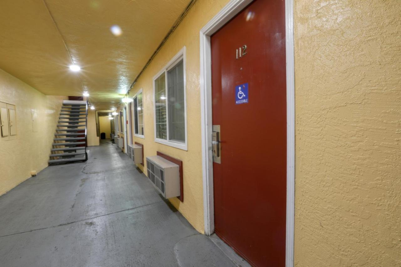 Motel 7 - Near Six Flags, Vallejo - Napa Valley Екстер'єр фото
