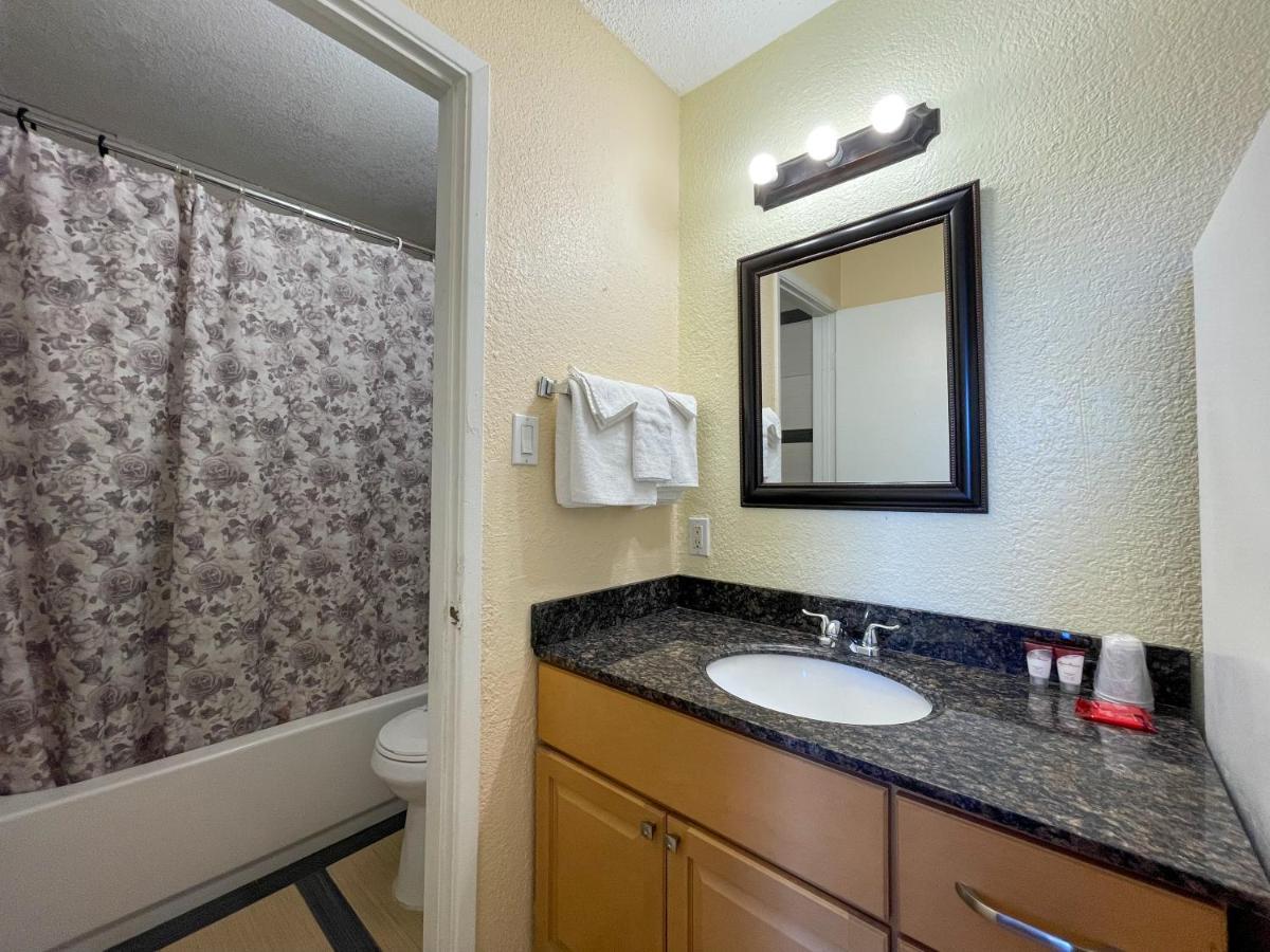 Motel 7 - Near Six Flags, Vallejo - Napa Valley Екстер'єр фото