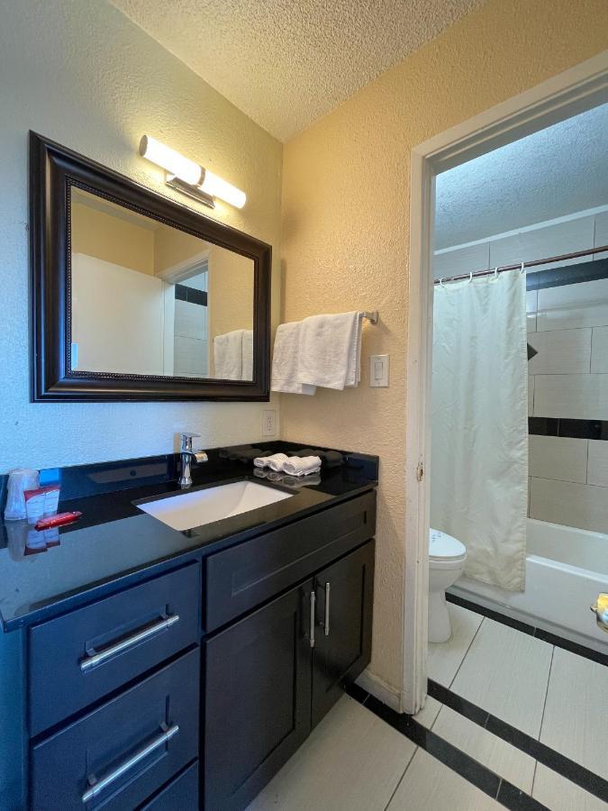 Motel 7 - Near Six Flags, Vallejo - Napa Valley Екстер'єр фото